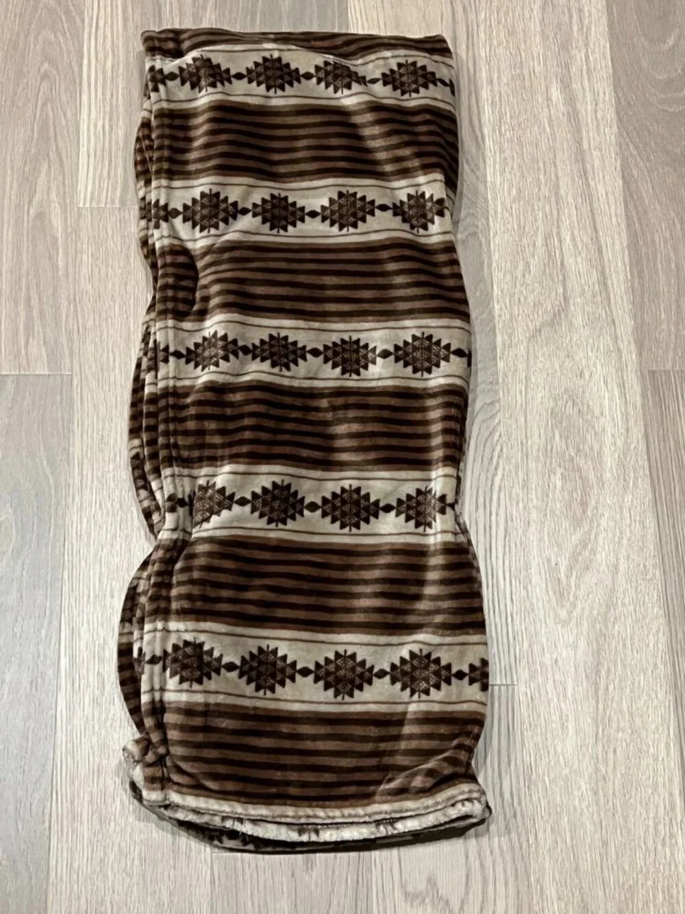WRANGLER Brown Western Oversized Throw Blanket 60x70 Aztec Stripe Cowboy NWT New